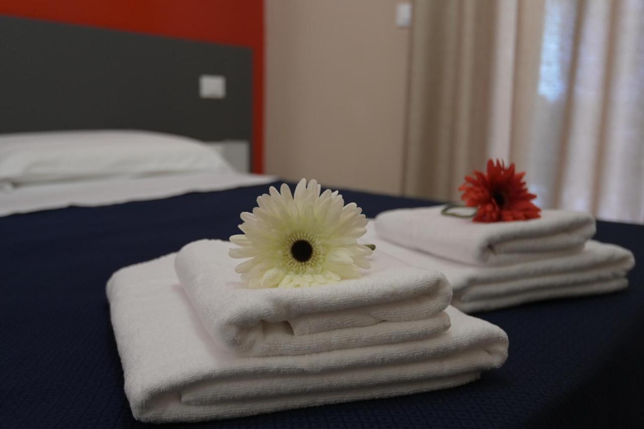 Clc Home B&B コゼンツァ エクステリア 写真
