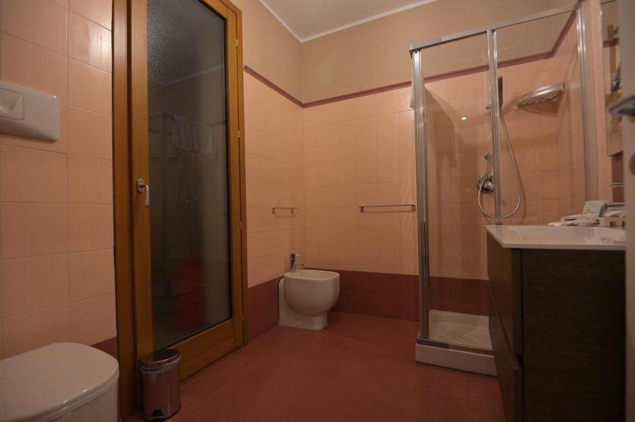 Clc Home B&B コゼンツァ エクステリア 写真